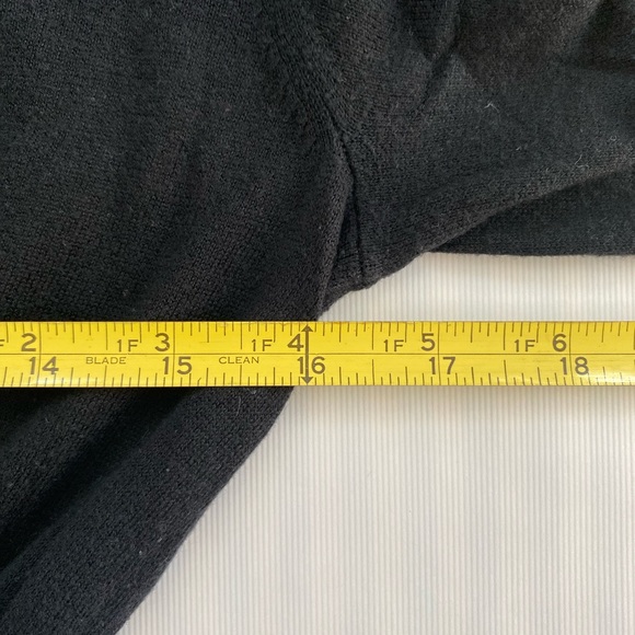 Banana Republic - tie neck sweater - Picture 9 of 11